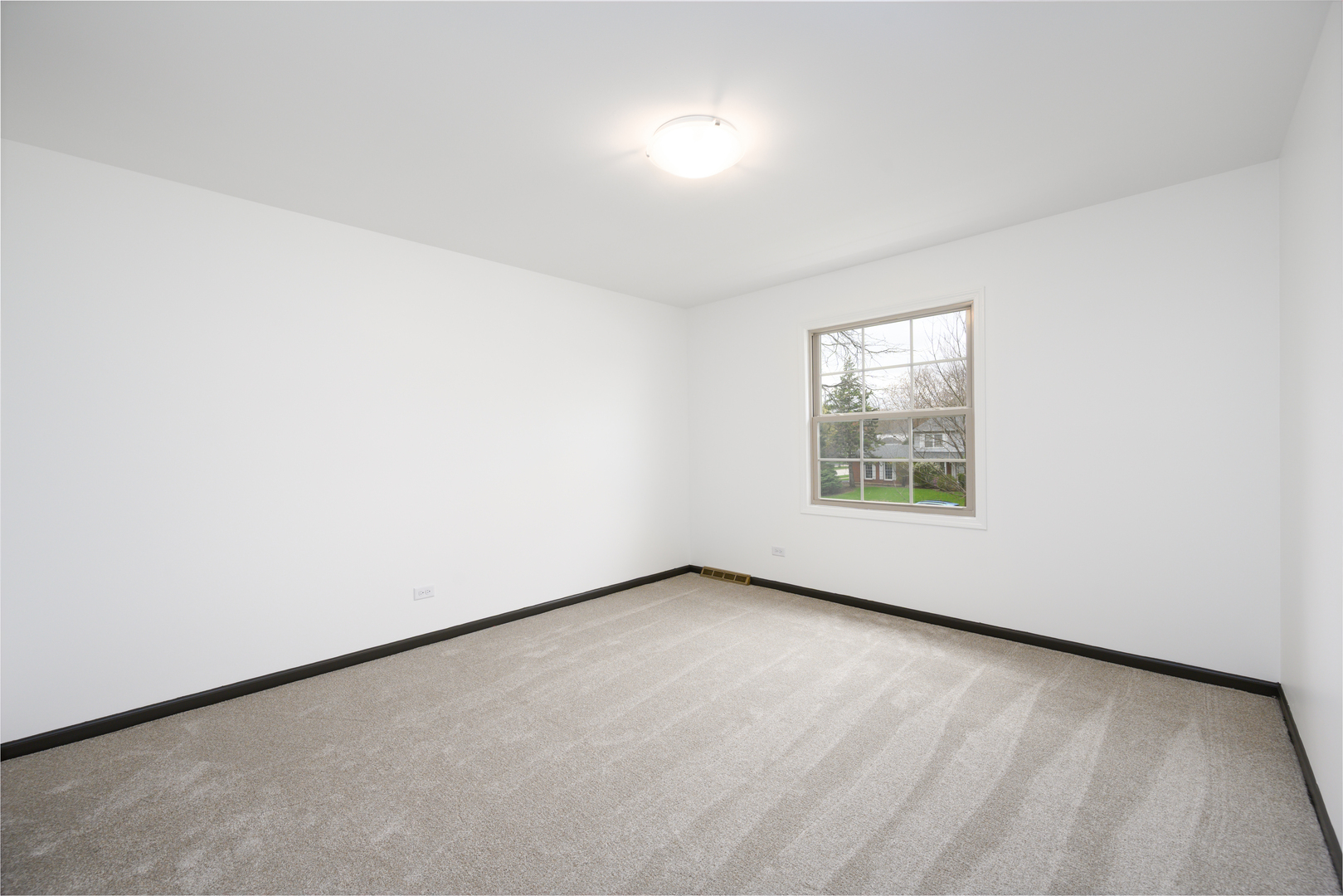 1072 S Naper Boulevard