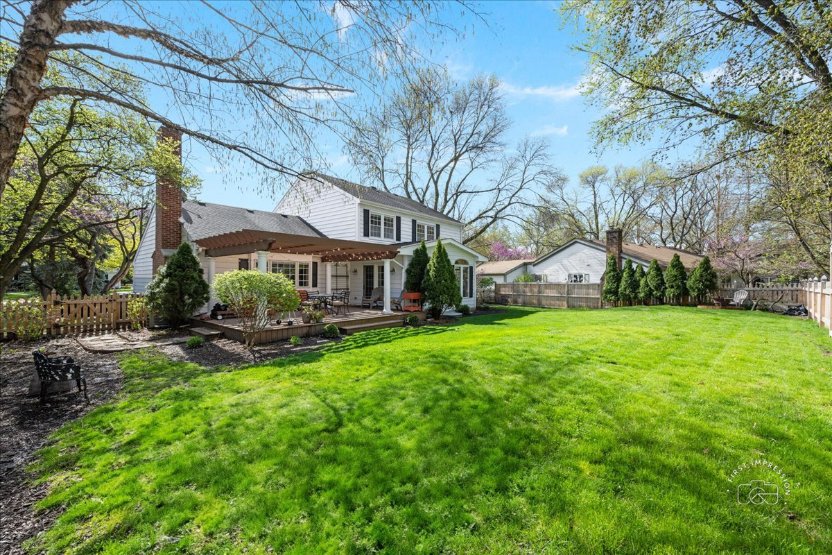 1437 Royal Saint George Drive