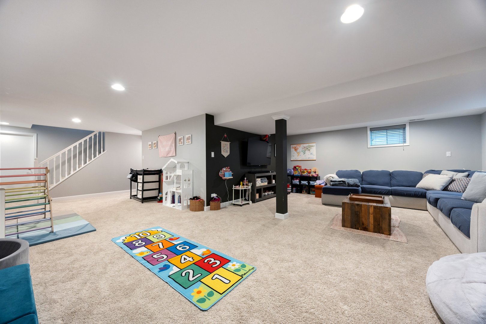 6444 Coach House Road