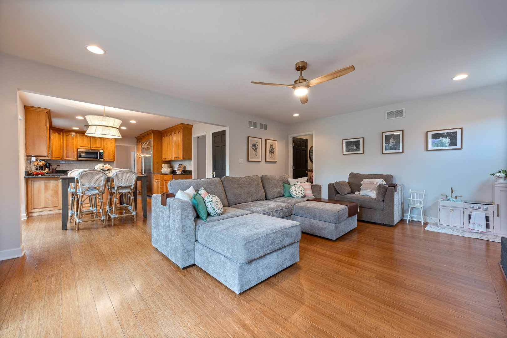 6444 Coach House Road