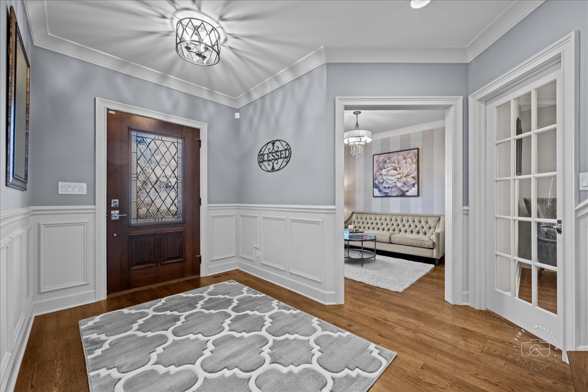 5233 Carpenter Street