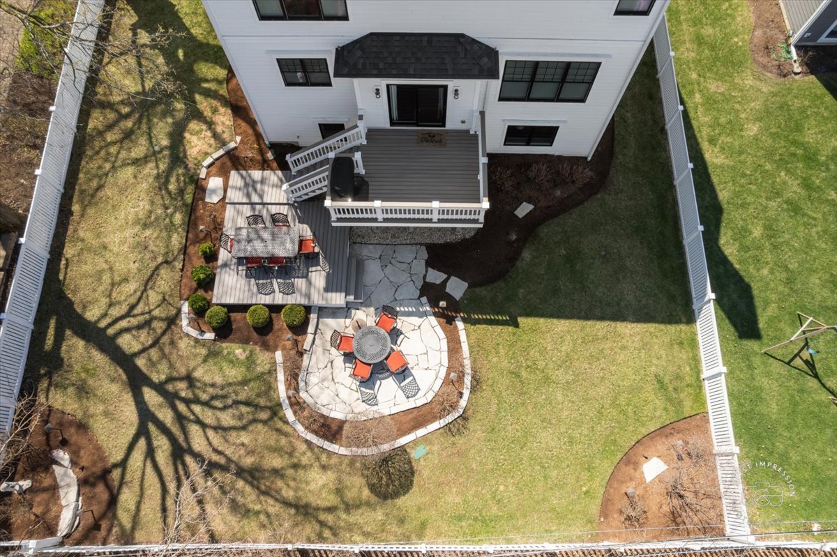 5233 Carpenter Street