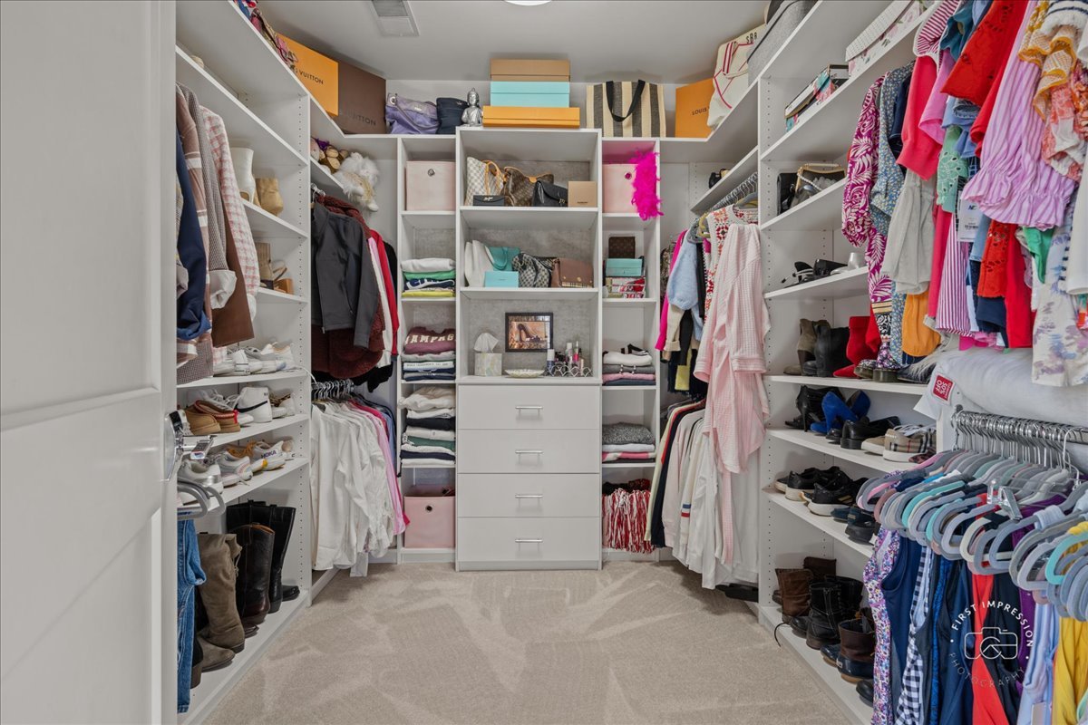 5233 Carpenter Street