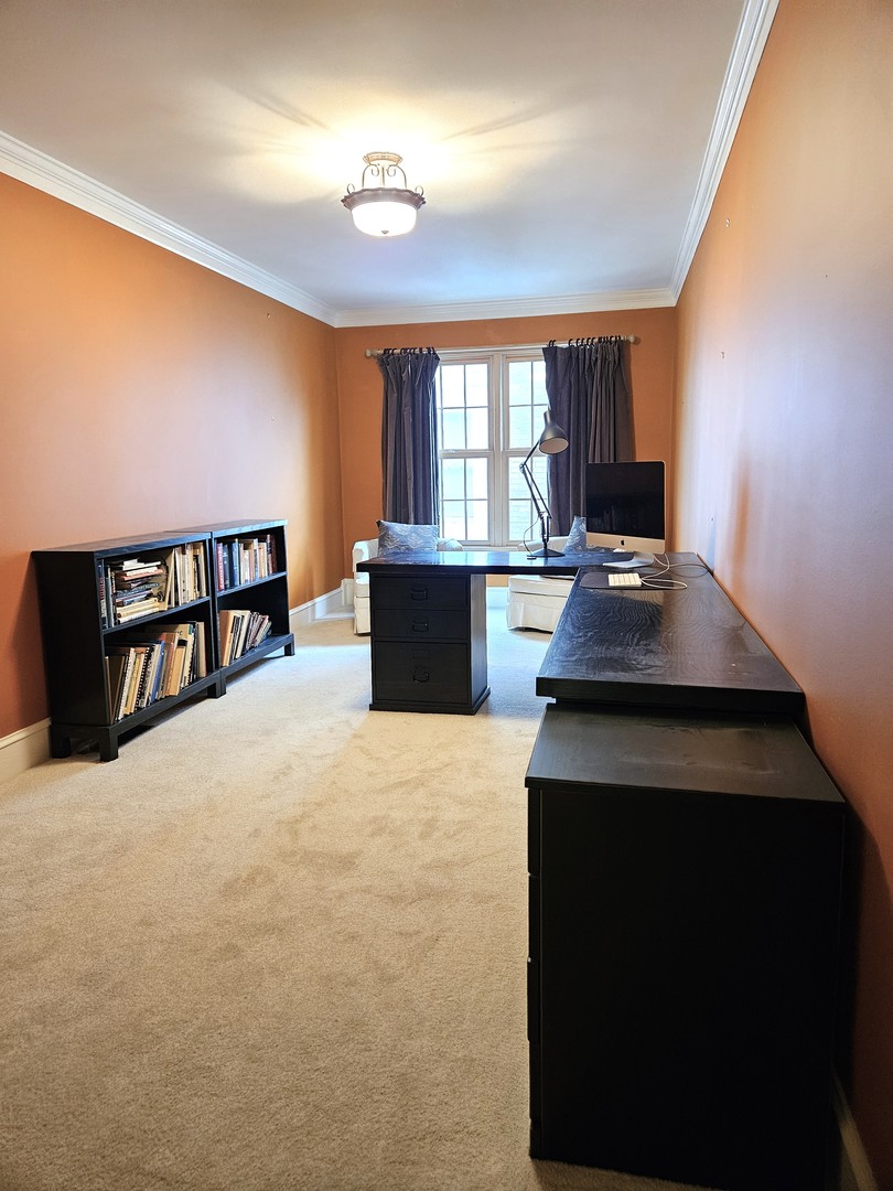 142 Whittington Course