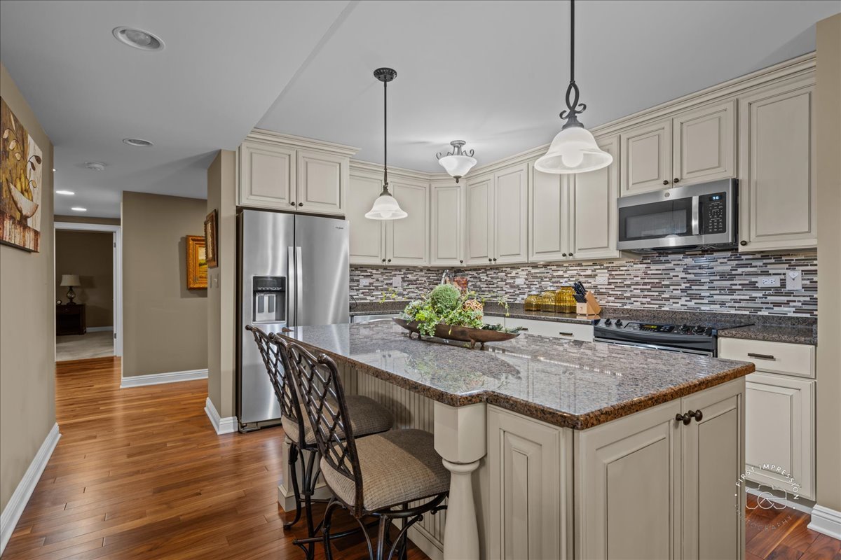 1103 N Mill Street Unit: 111