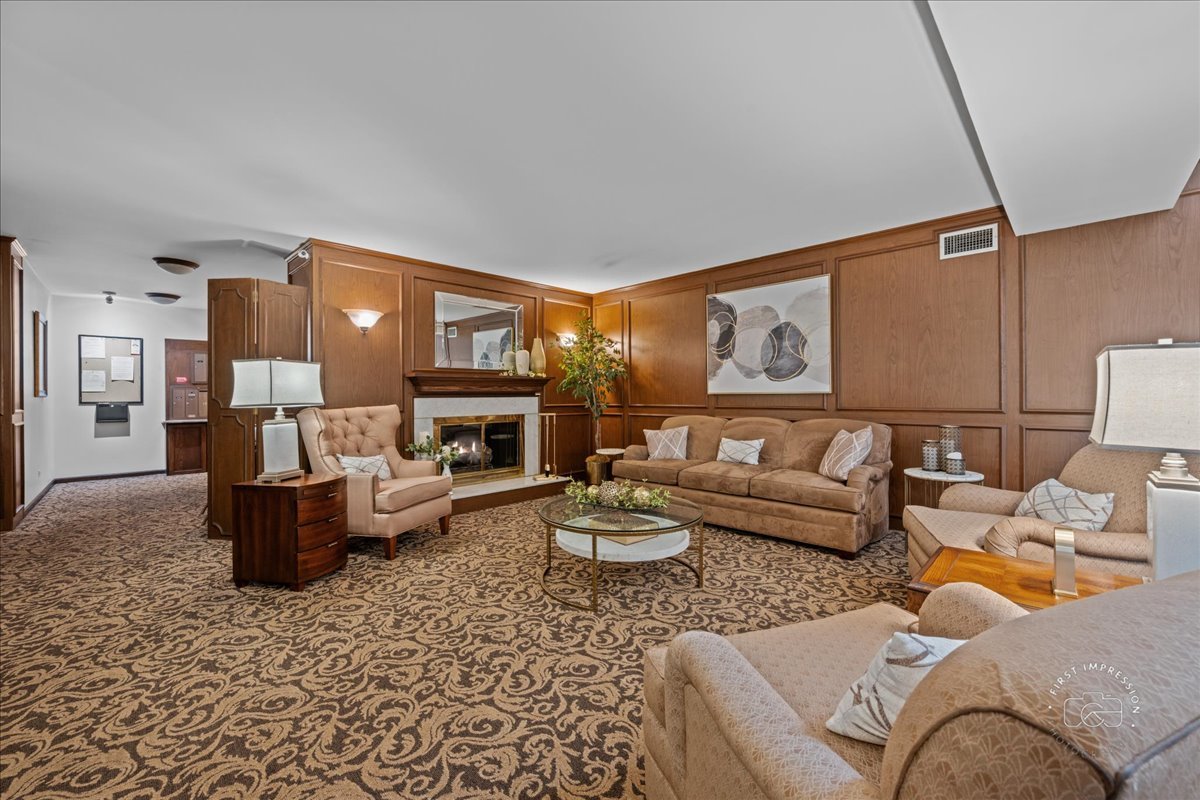 1103 N Mill Street Unit: 111