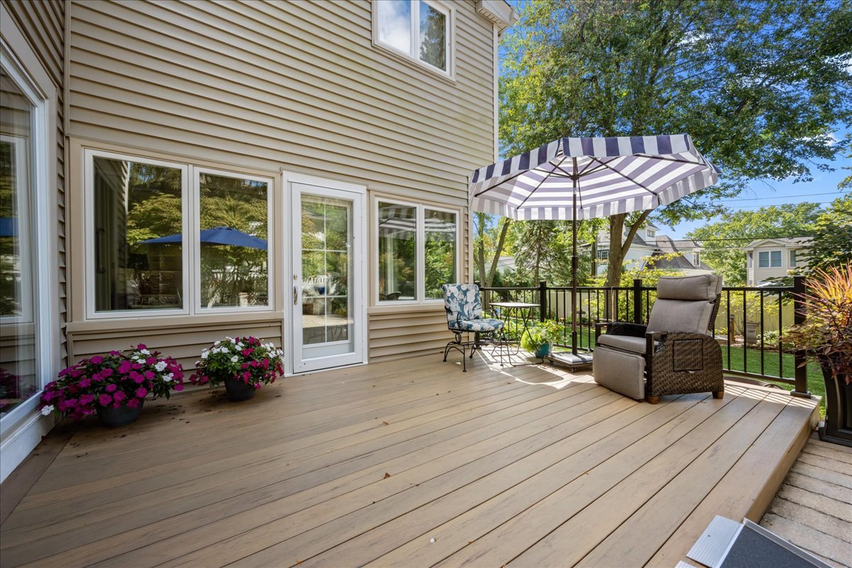 1221 N Loomis Street