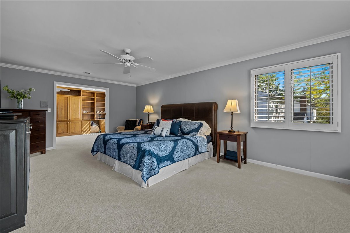 1221 N Loomis Street