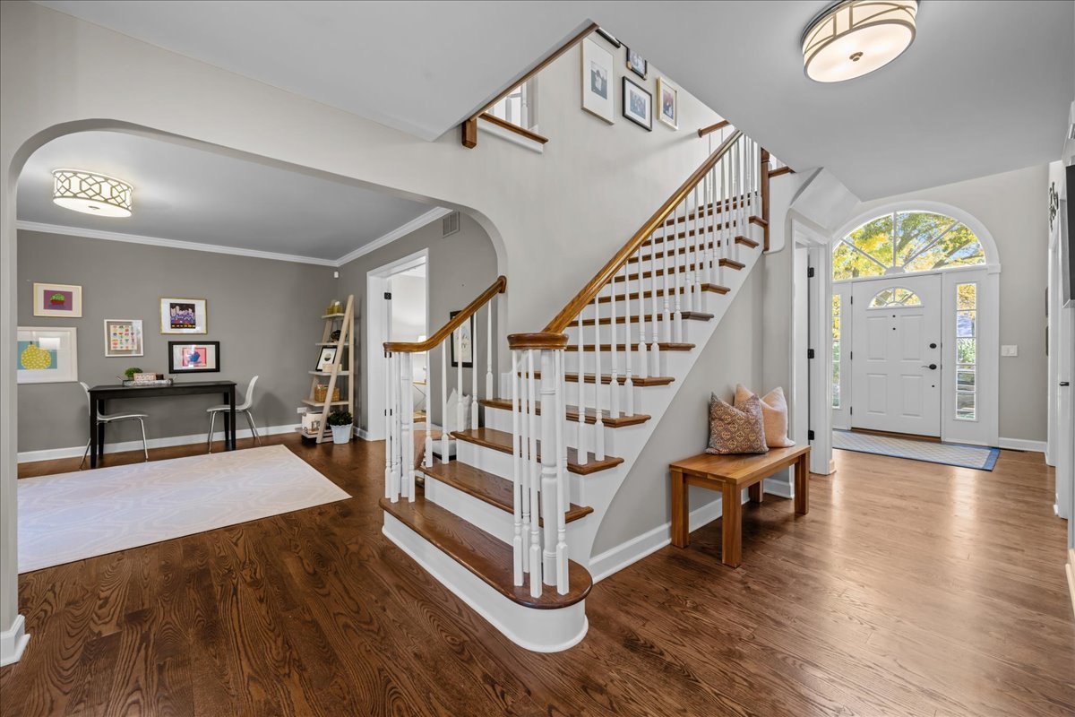 705 S Whispering Hills Drive