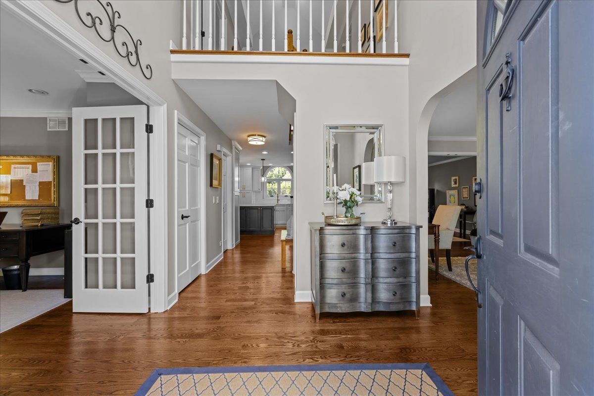 705 S Whispering Hills Drive