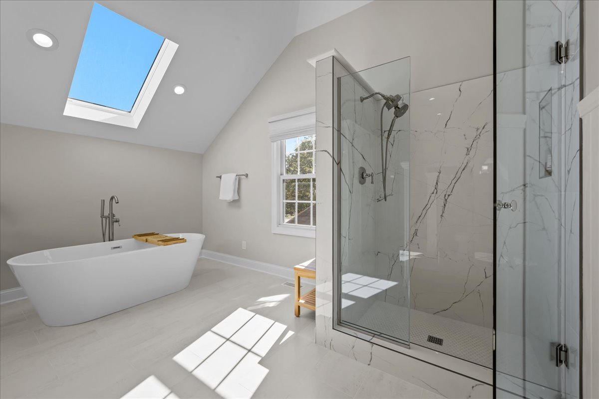 705 S Whispering Hills Drive