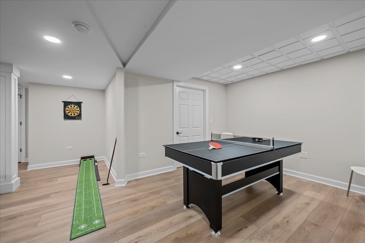 705 S Whispering Hills Drive