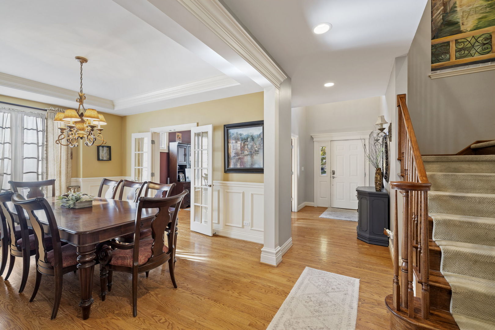 611 S Fairfield Avenue