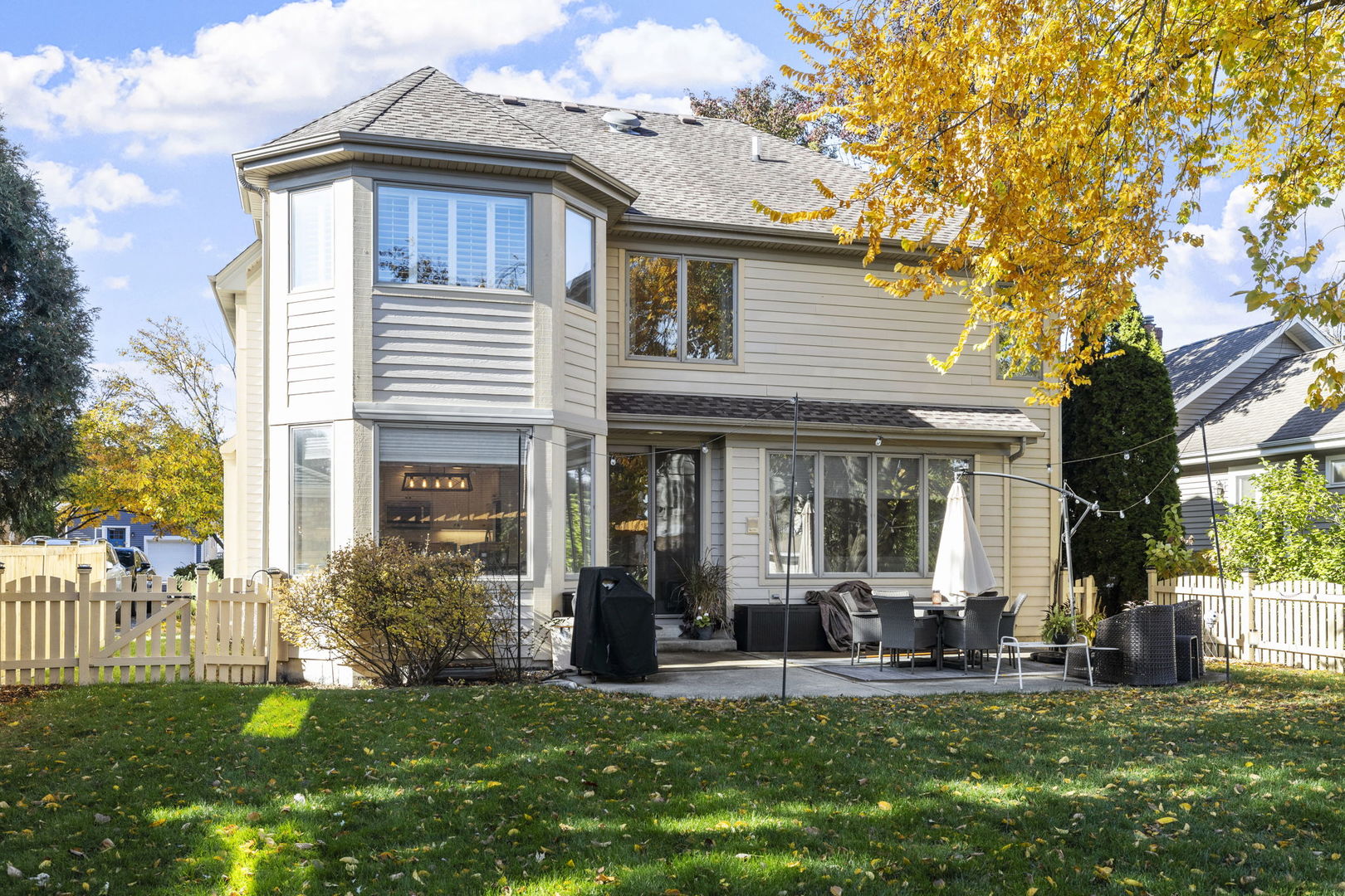 611 S Fairfield Avenue