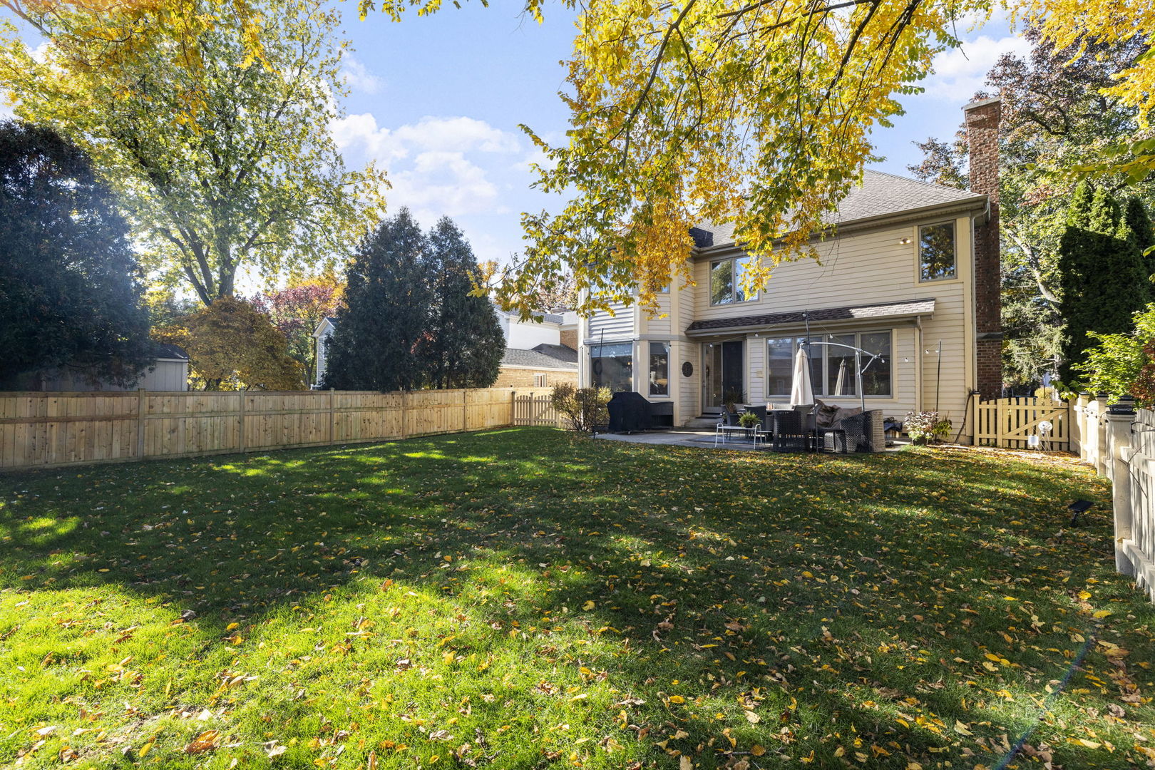 611 S Fairfield Avenue