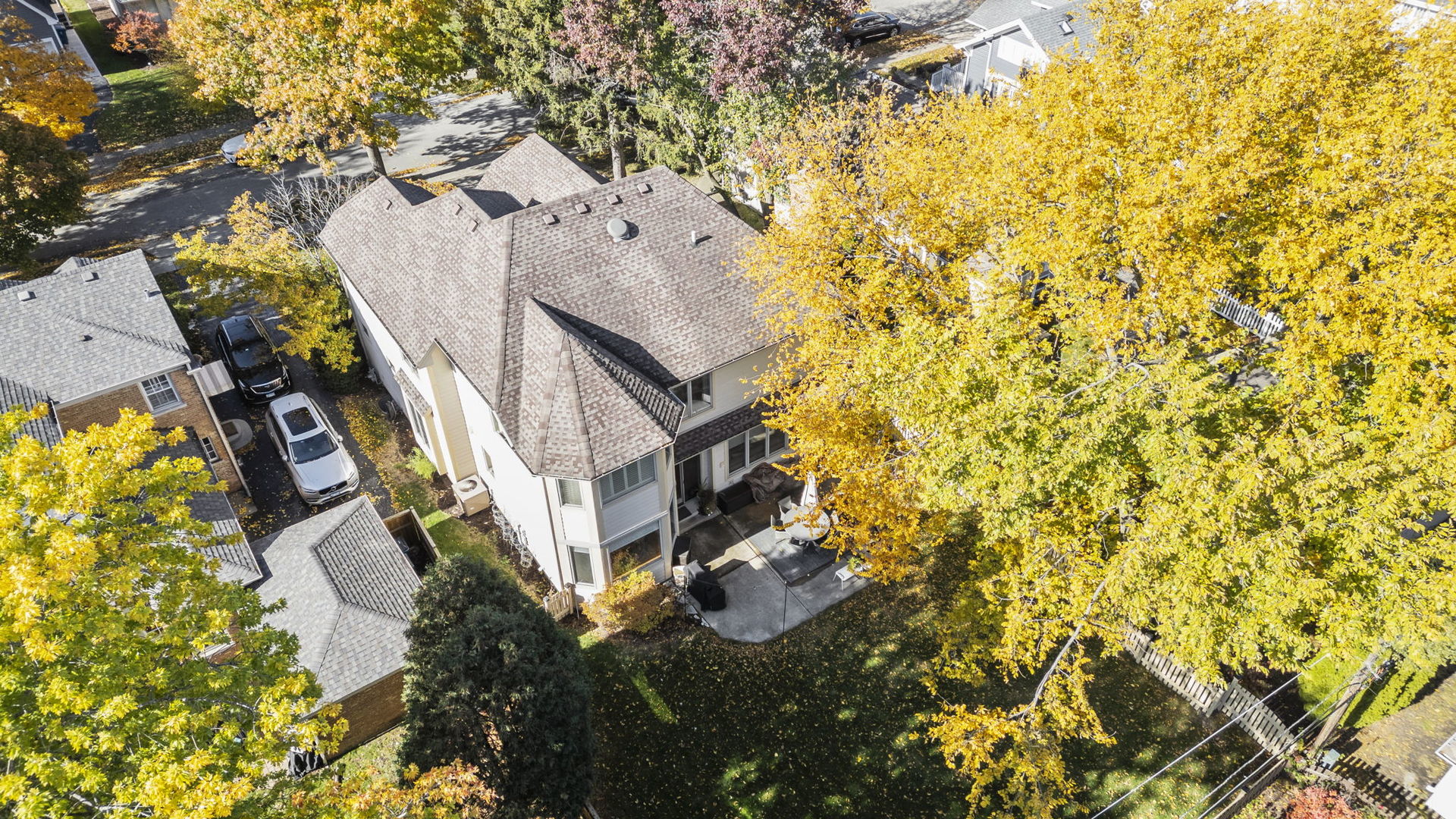 611 S Fairfield Avenue