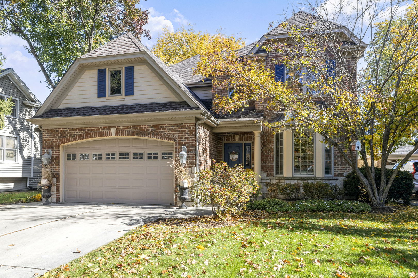 611 S Fairfield Avenue