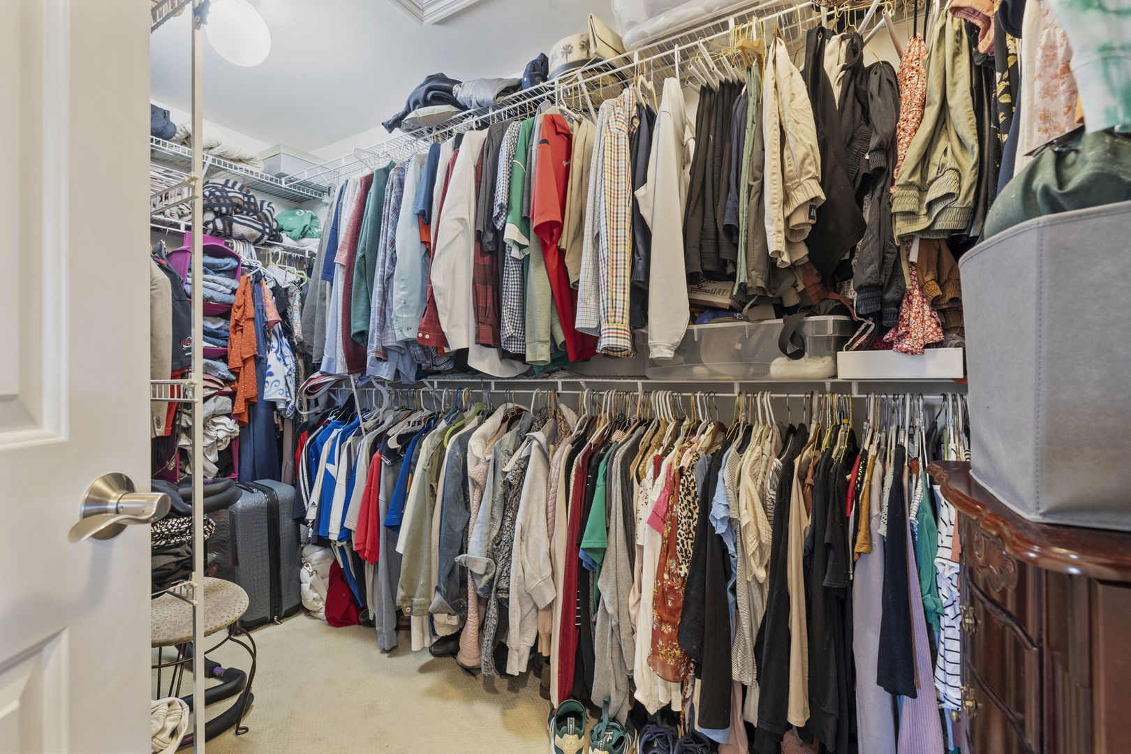 611 S Fairfield Avenue