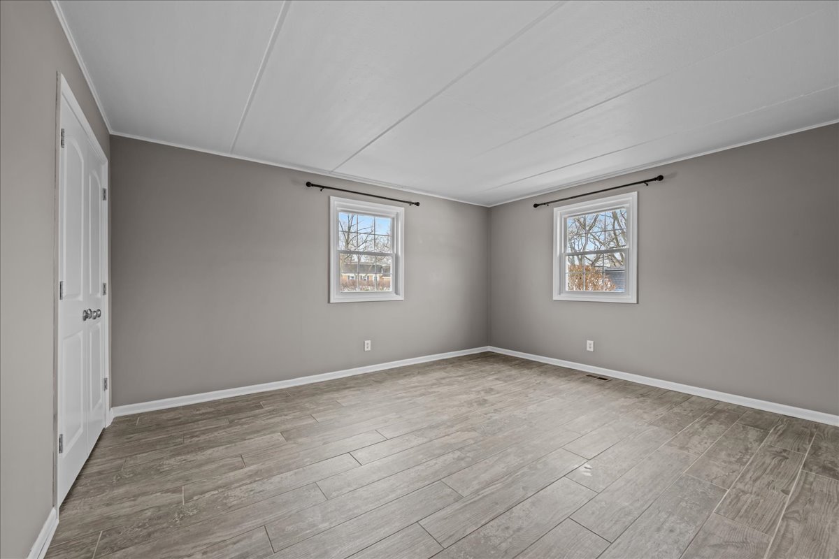 1115 Royal Saint George Drive Unit: 104