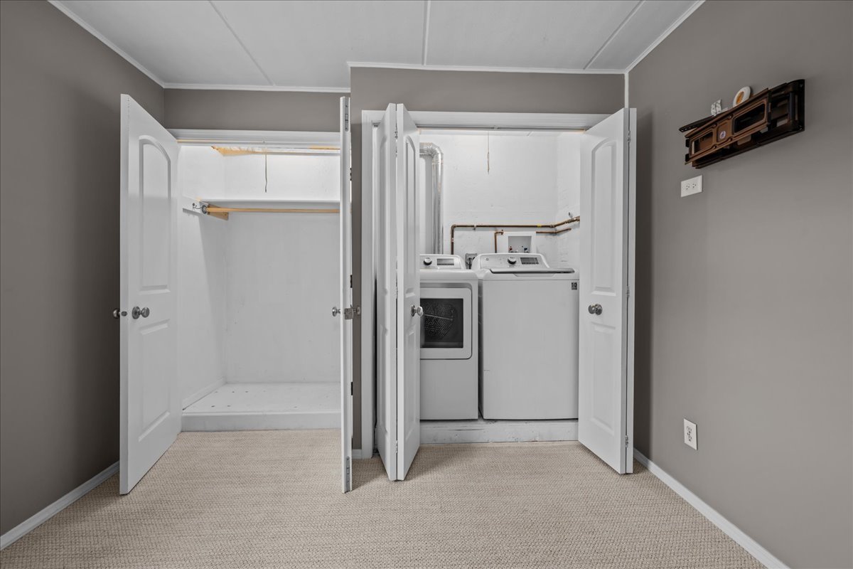 1115 Royal Saint George Drive Unit: 104