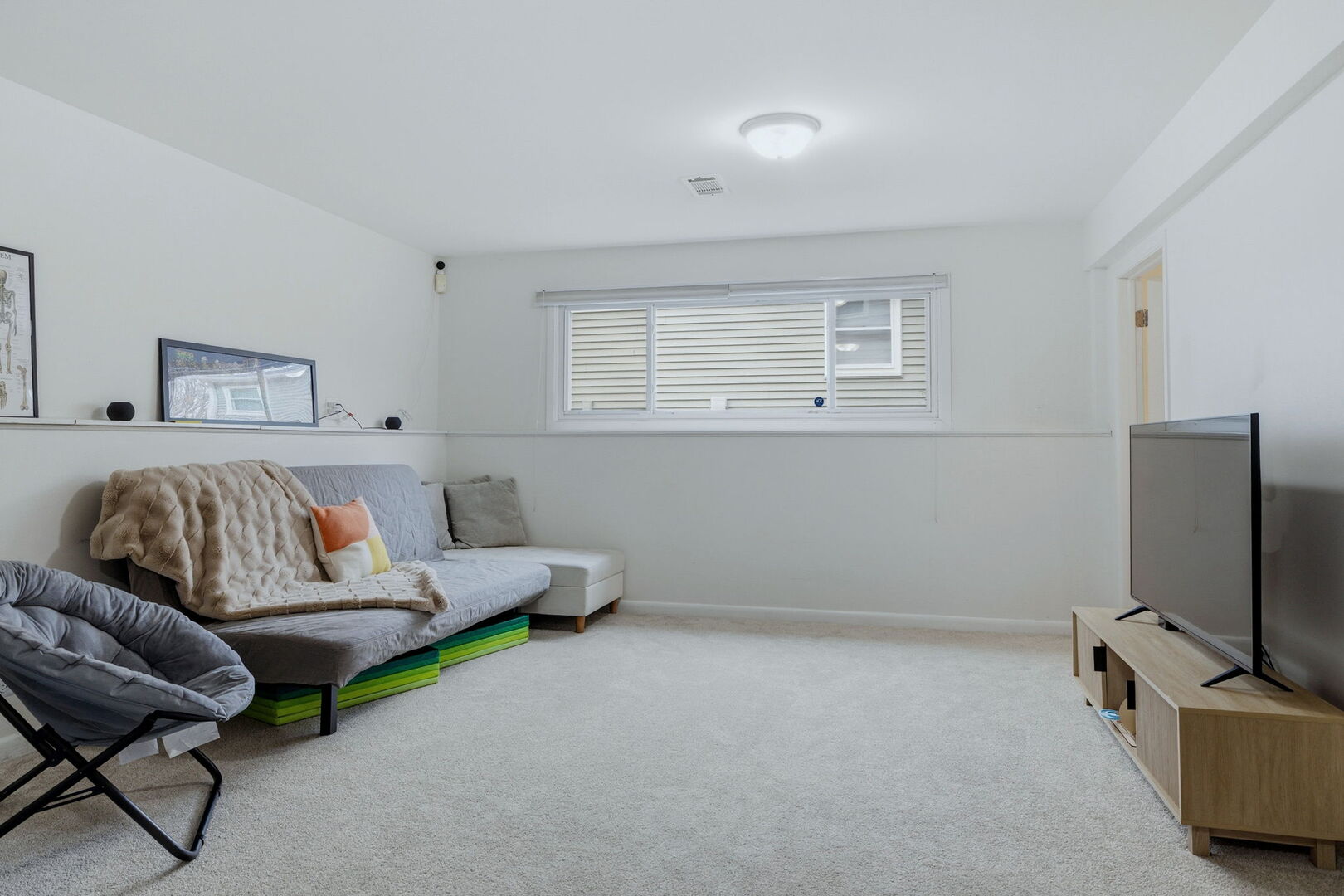 1009 Douglas Avenue