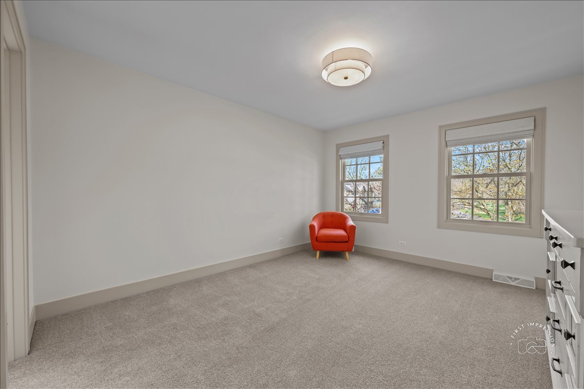 826 S Charles Avenue