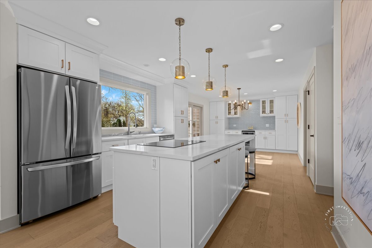 826 S Charles Avenue