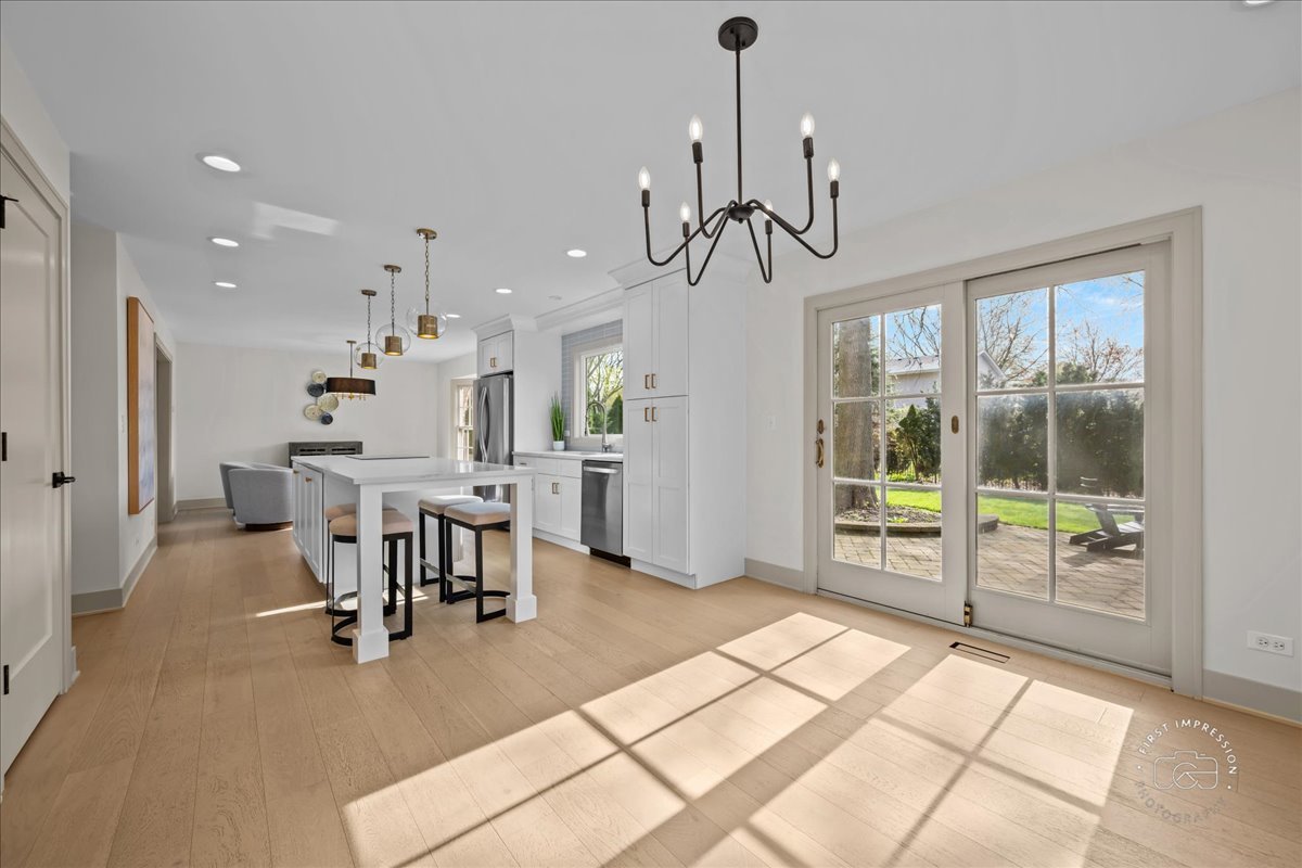 826 S Charles Avenue