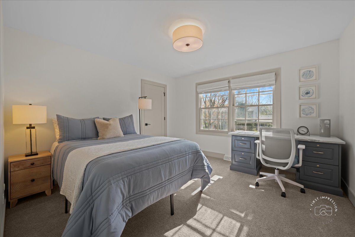 826 S Charles Avenue