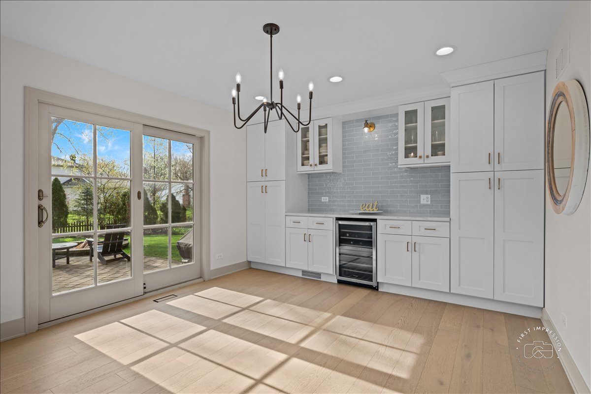 826 S Charles Avenue