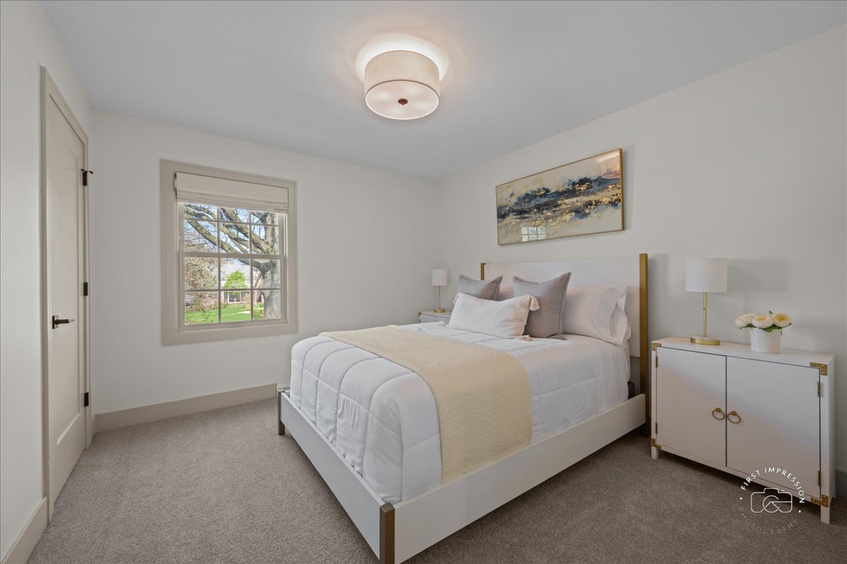 826 S Charles Avenue