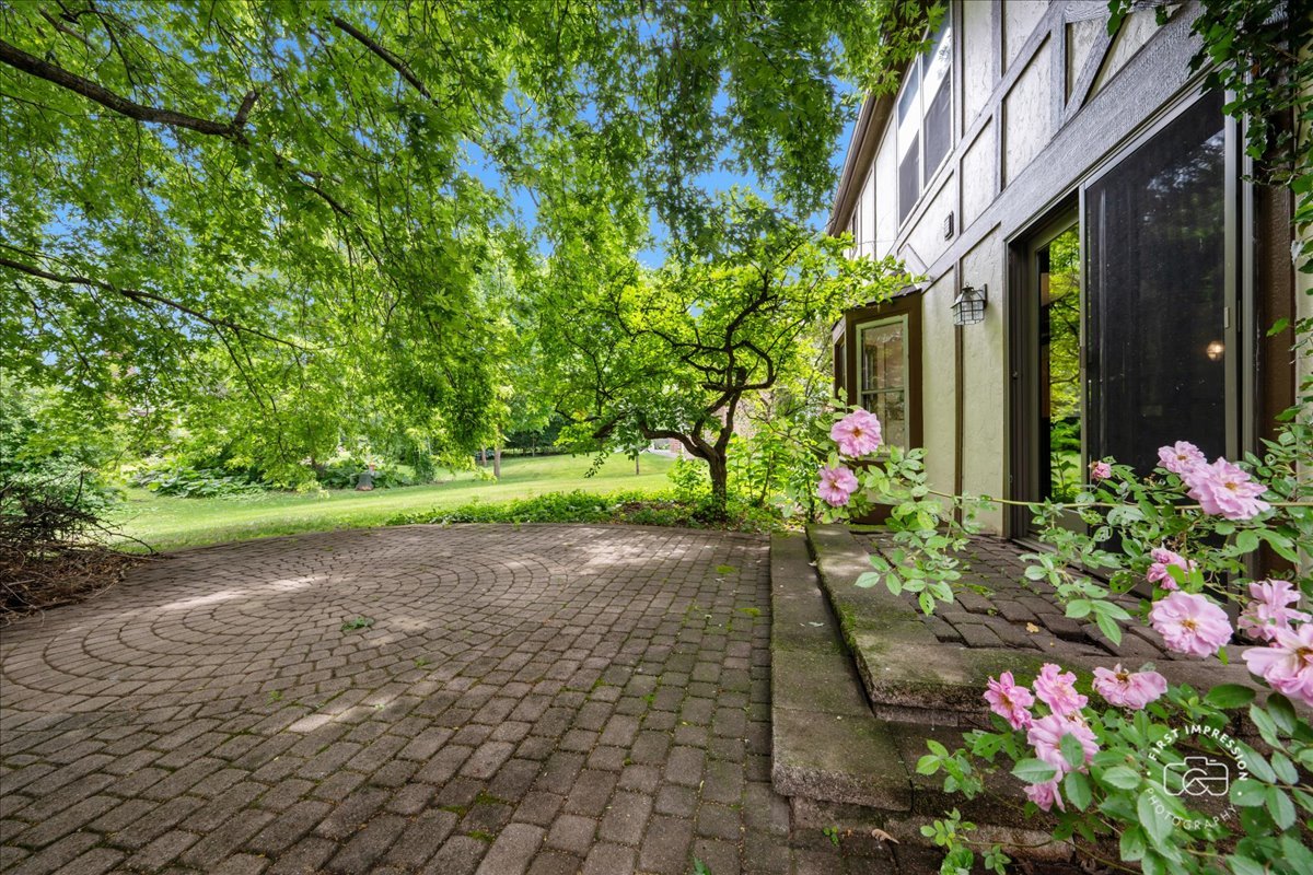 1101 W Bauer Road