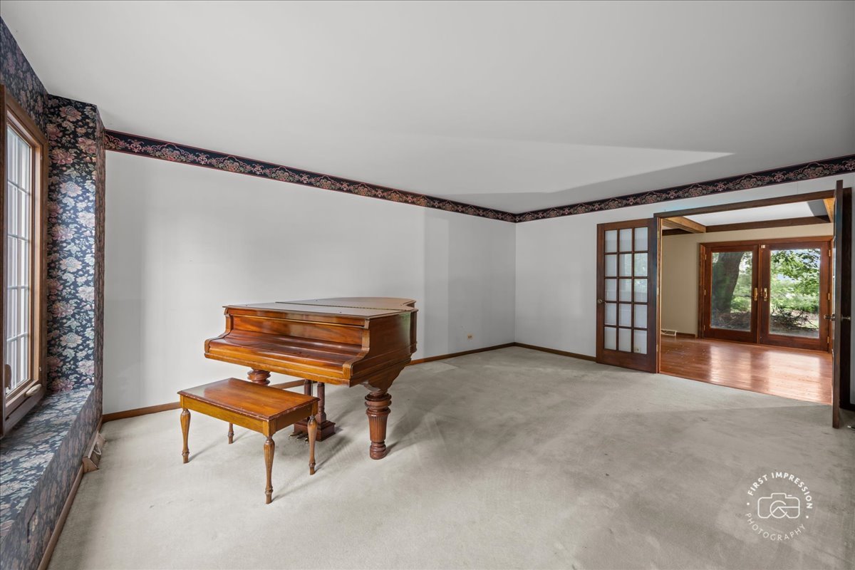 1101 W Bauer Road