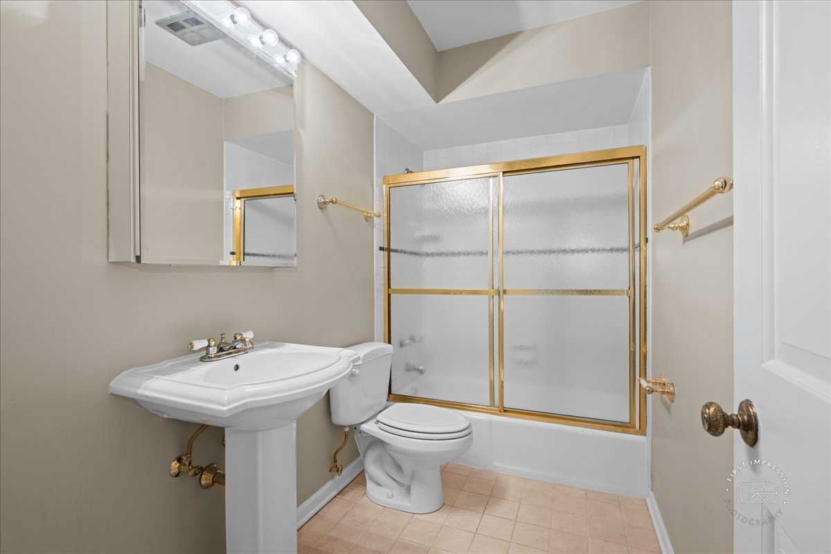 809 Heatherton Drive