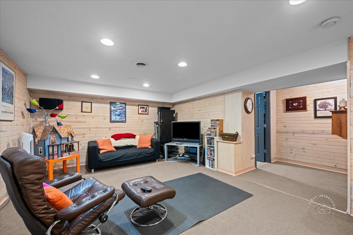 924 Royal Blackheath Court