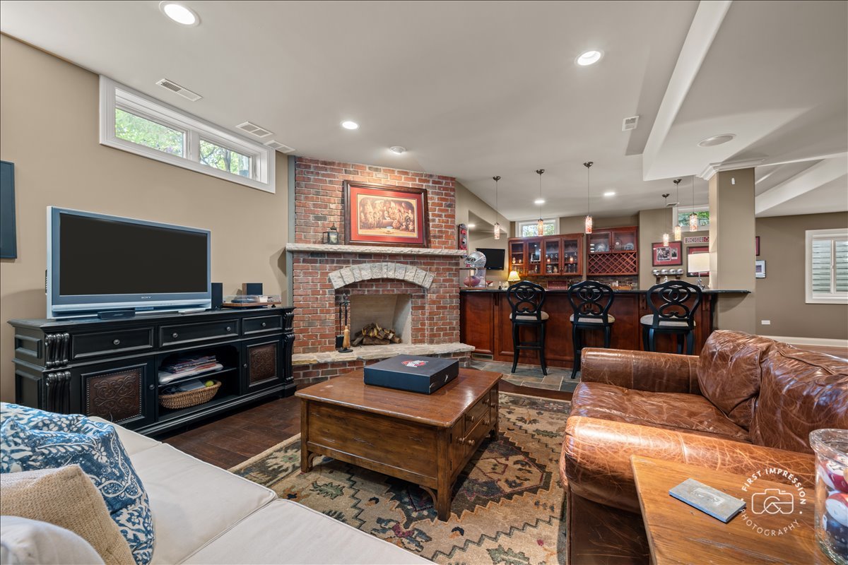 1116 Heatherton Drive