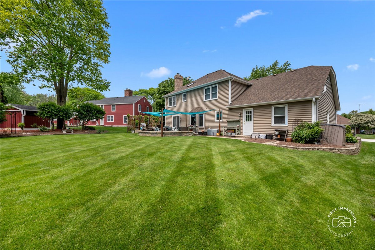 25W185 Setauket Avenue