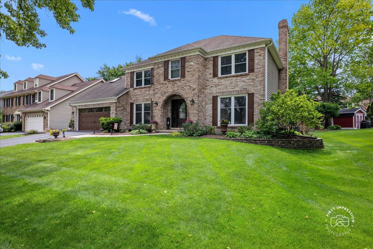 25W185 Setauket Avenue