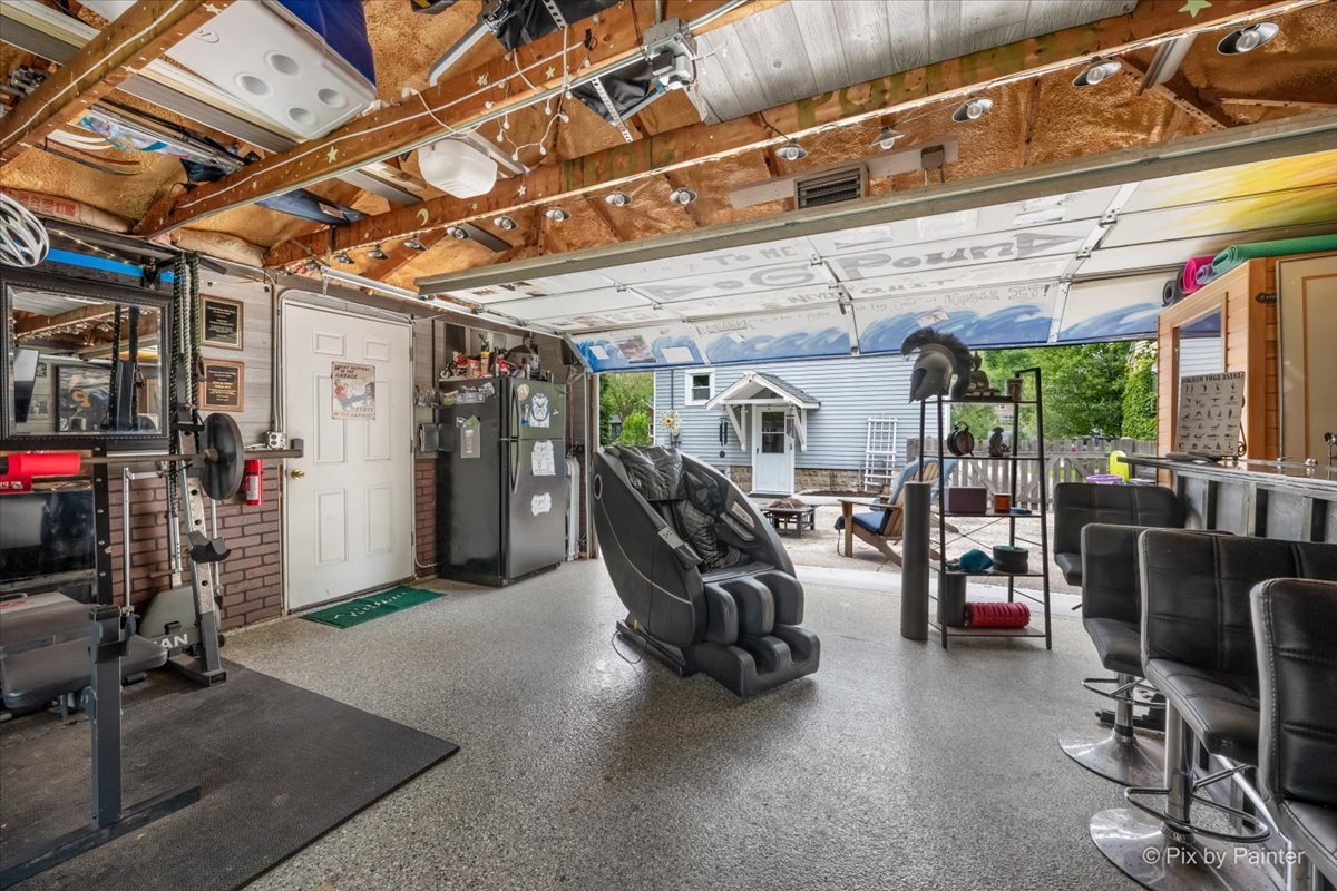 14 N Huffman Street