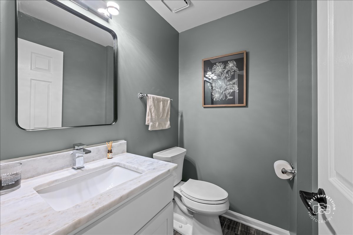 530 River Front Circle Unit: 606