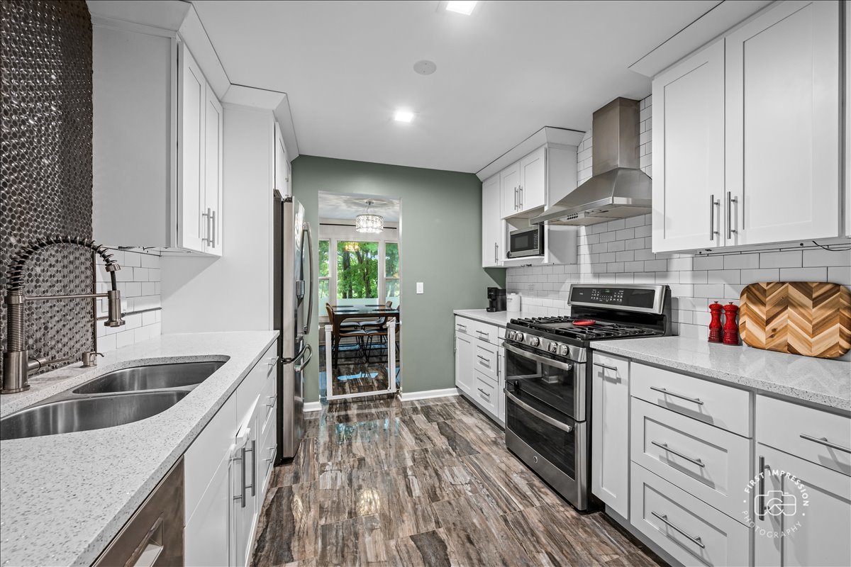 530 River Front Circle Unit: 606