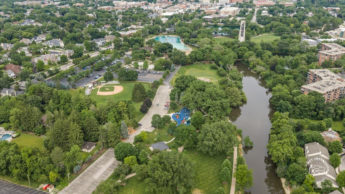 530 River Front Circle Unit: 606