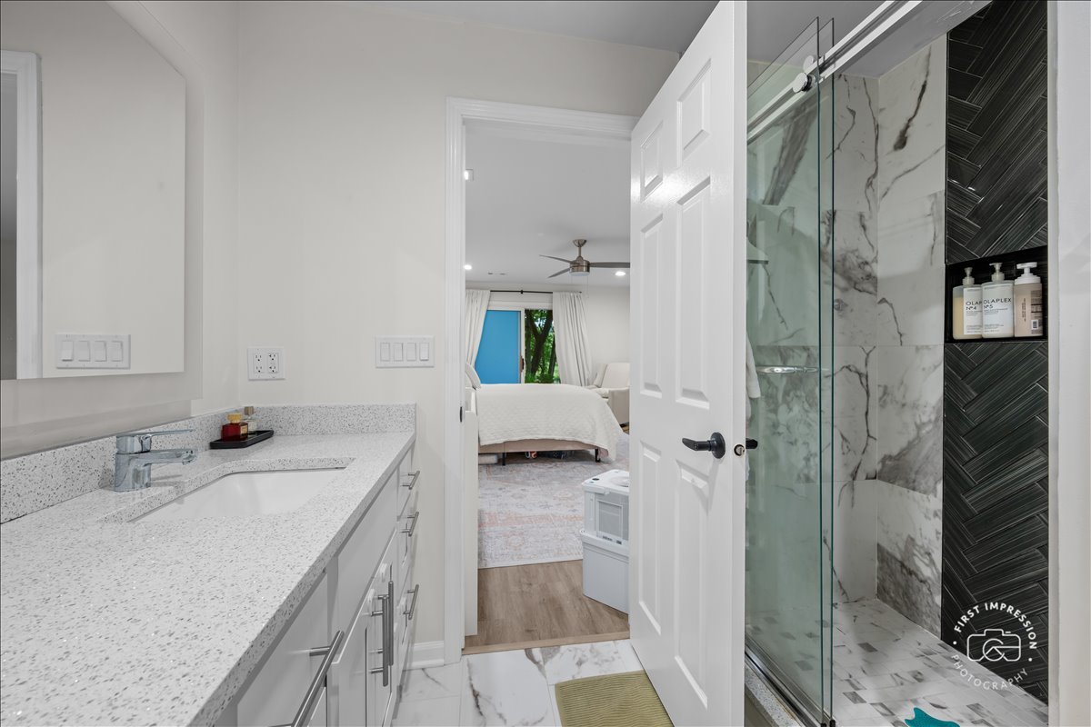530 River Front Circle Unit: 606