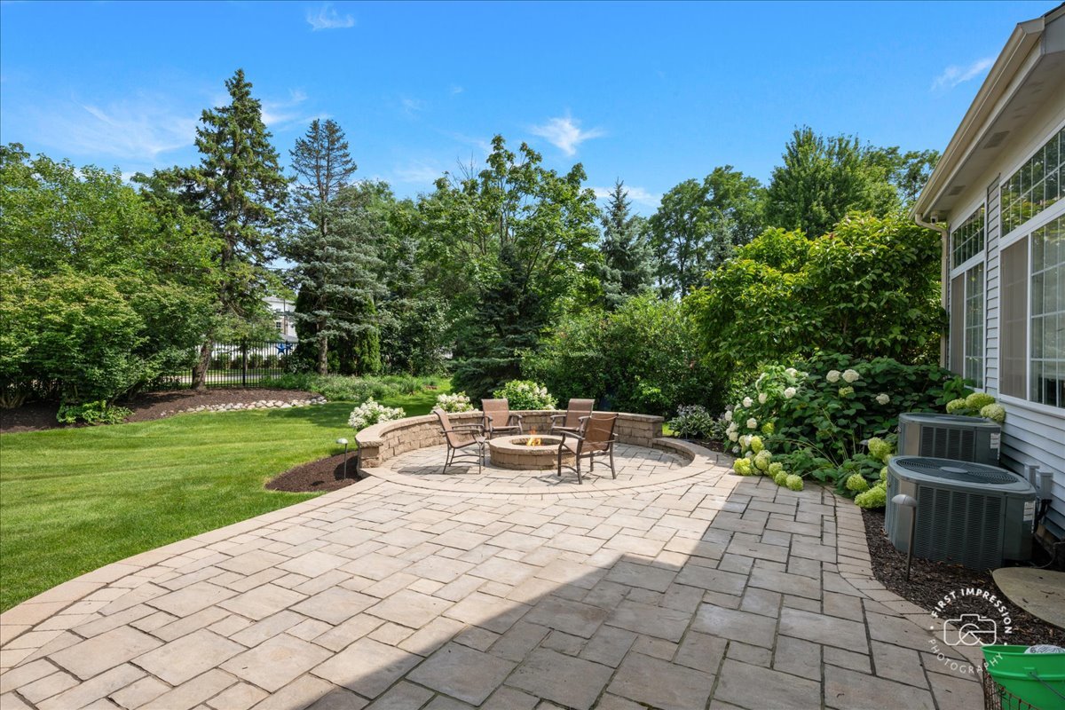 1512 Hammer Creek Court