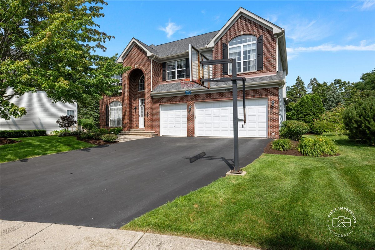1512 Hammer Creek Court