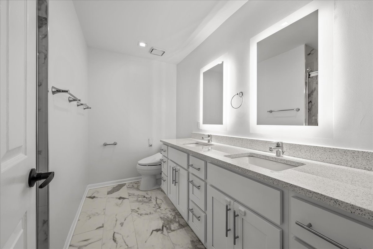 530 River Front Circle Unit: 606
