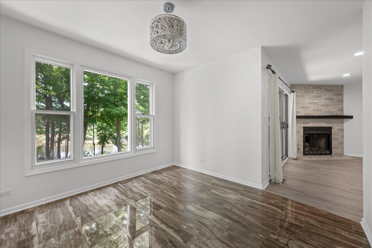 530 River Front Circle Unit: 606