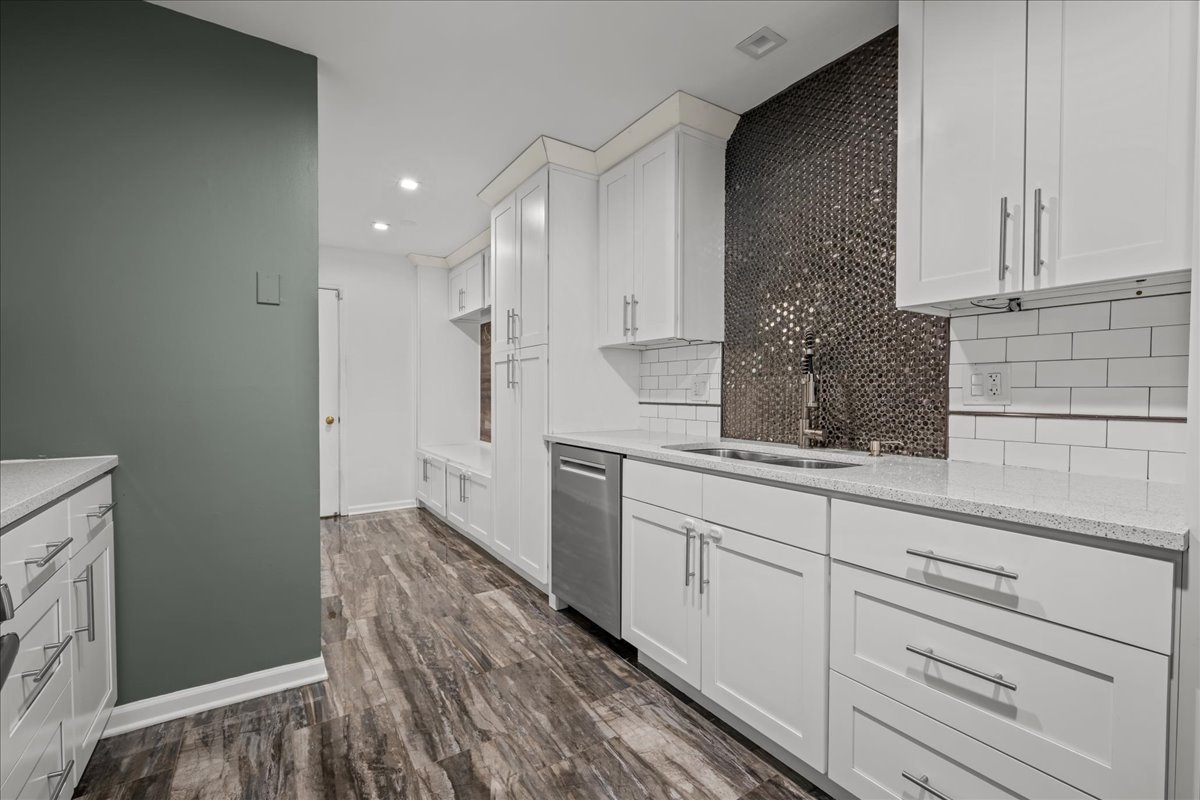 530 River Front Circle Unit: 606