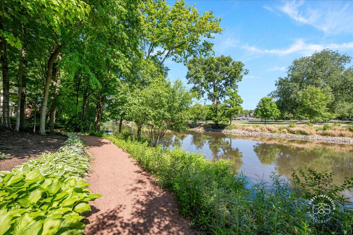 530 River Front Circle Unit: 606
