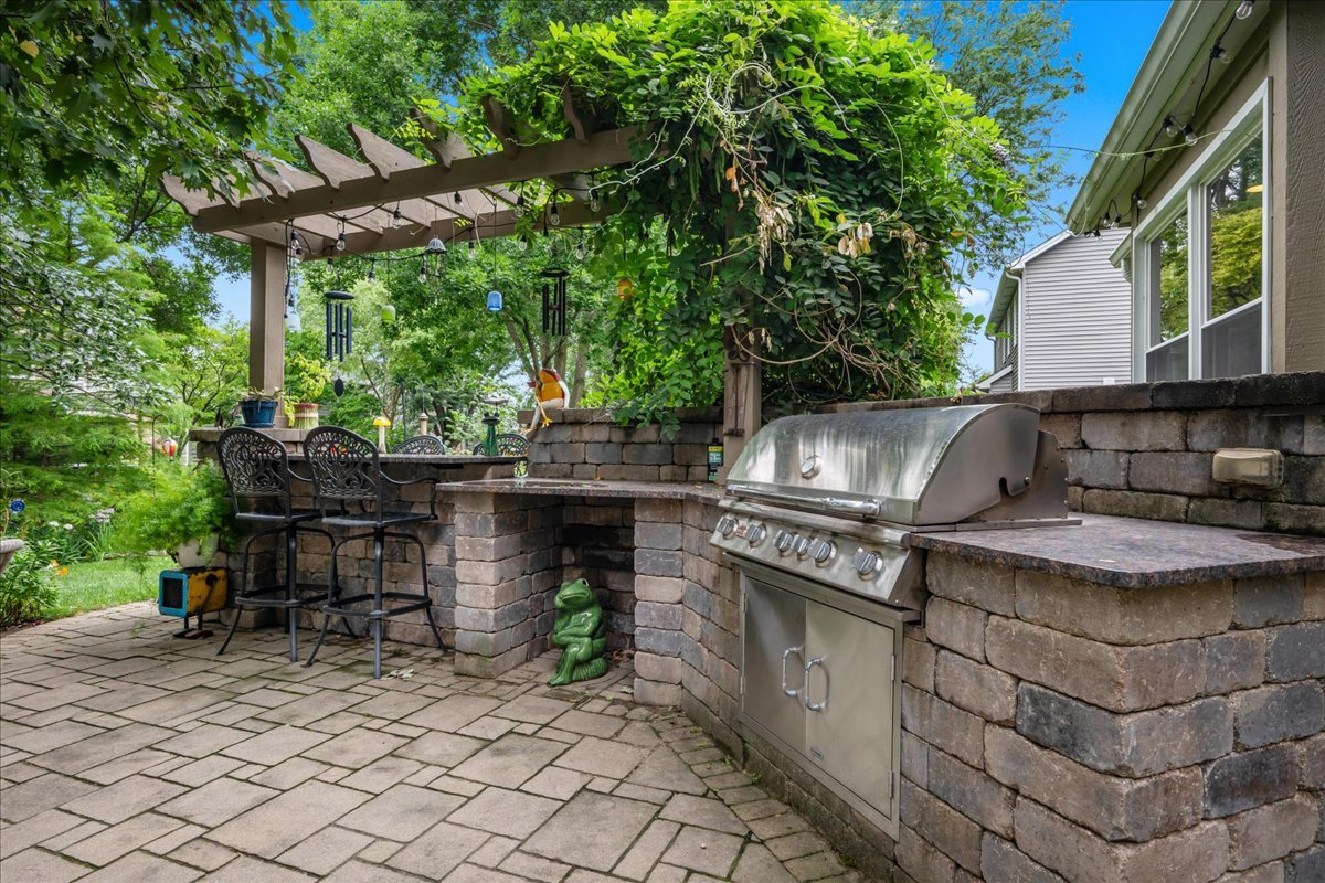 1533 Meadowland Drive